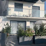 아파트 Joli T2 3* 40 M2 Avec Parking Et Terrasse 엑스레뱅