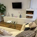 Joli T2 3* 40 M2 Avec Parking Et Terrasse 아파트 엑스레뱅