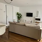 Joli T2 3* 40 M2 Avec Parking Et Terrasse *