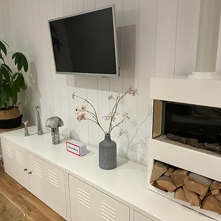 Joli T2 3* 40 M2 Avec Parking Et Terrasse דירה *