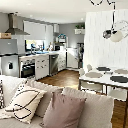 Joli T2 3* 40 M2 Avec Parking Et Terrasse * אקס-לה-באינס