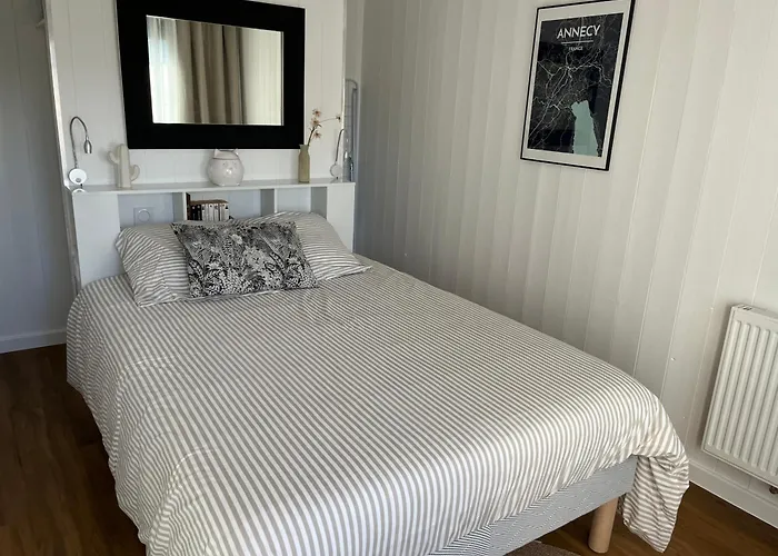 Joli T2 3* 40 M2 Avec Parking Et Terrasse アパート *